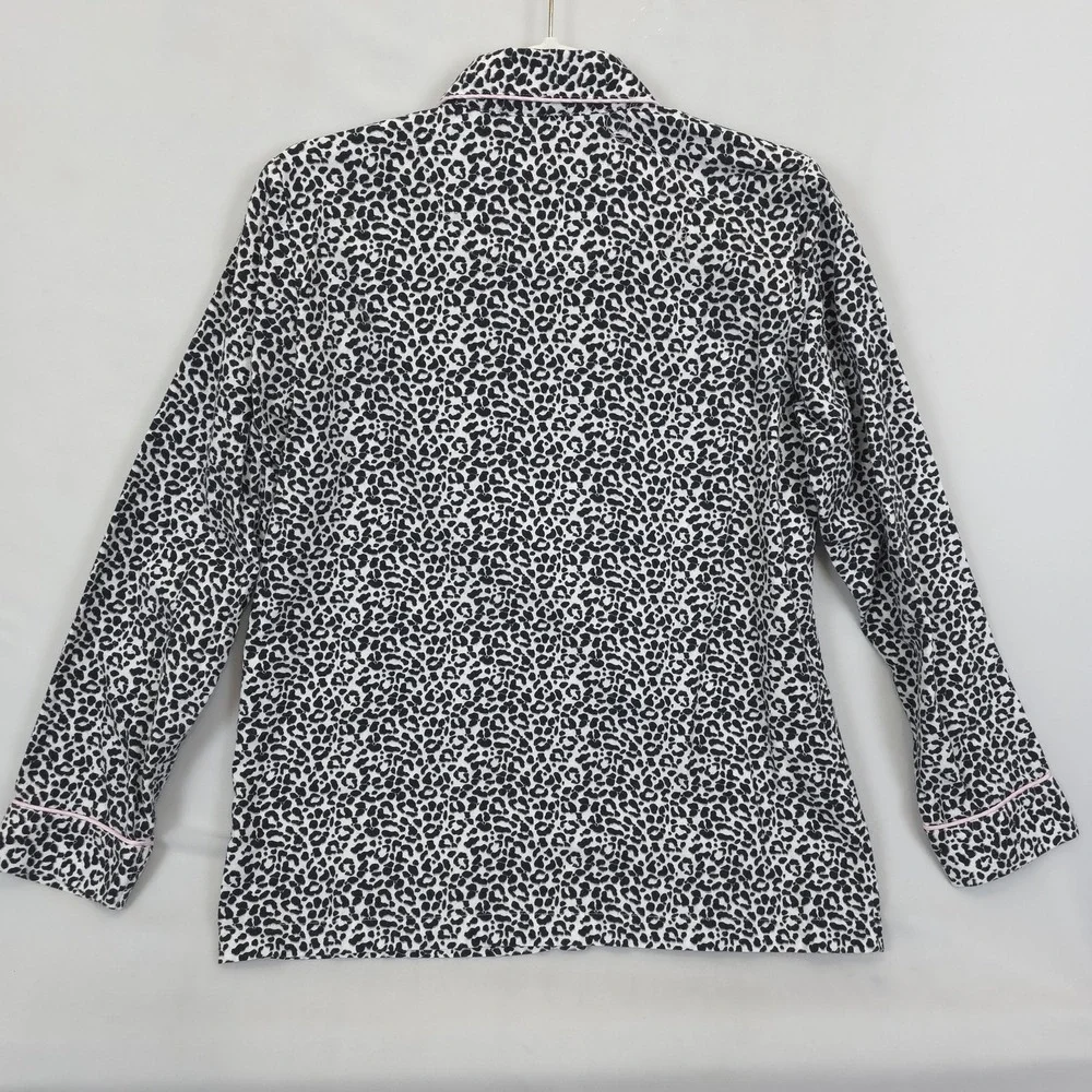 Victoria's Secret‎ Pajama Set White Leopard Print Women XS Button Up Top Pants
